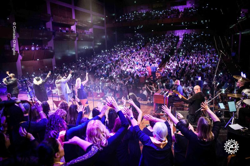 Torino vincono la musica e le neurodivergenze, in occasione di uno dei più grandi concerti Gospel d’Europa.