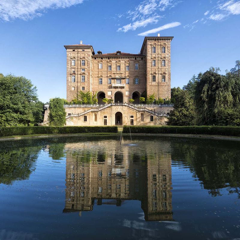 Sulle orme di Lidia Poët – le location del cinema del canavese.